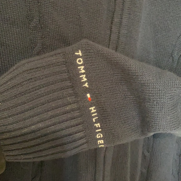 Tommy Hilfiger vintage sweater - Picture 3 of 6